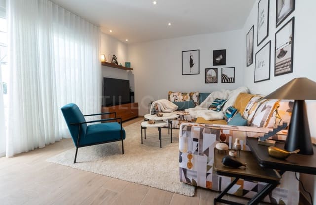 Ático de 3 habitaciones en Algorfa en venta con piscina - 390.000 € (Ref: 8971292)