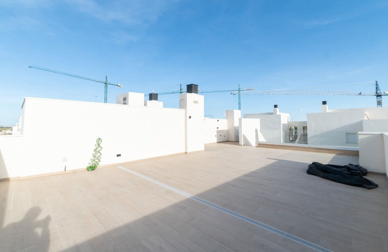 3 sovrum Takvåning till salu i Algorfa med pool - 379 900 € (Ref: 8971292)