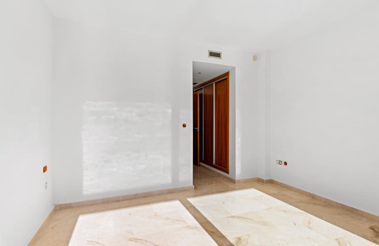 2 quarto Apartamento para venda em Altea - 340 000 € (Ref: 8971307)