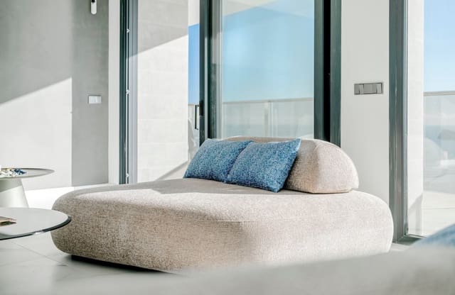 3 slaapkamer Appartement te koop in Playa Poniente, Benidorm met zwembad - € 1.550.000 (Ref: 8971308)