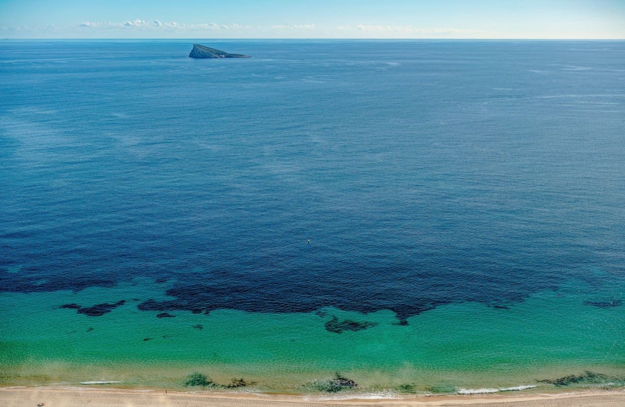 3 slaapkamer Appartement te koop in Benidorm met zwembad - € 1.550.000 (Ref: 8971308)