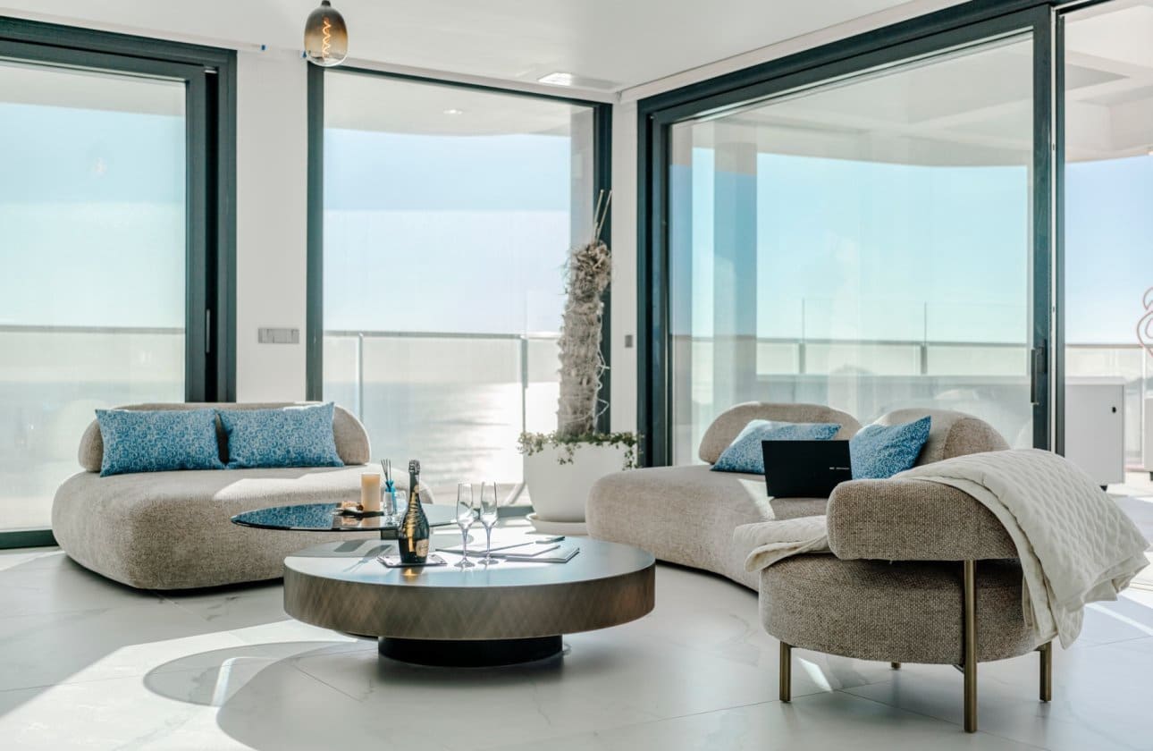 3 slaapkamer Appartement te koop in Benidorm met zwembad - € 1.550.000 (Ref: 8971308)