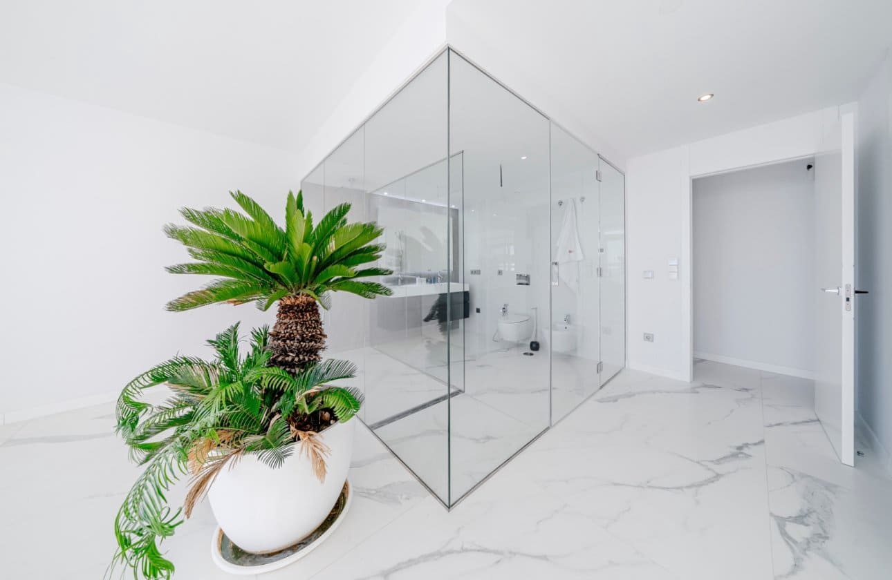 3 slaapkamer Appartement te koop in Benidorm met zwembad - € 1.550.000 (Ref: 8971308)