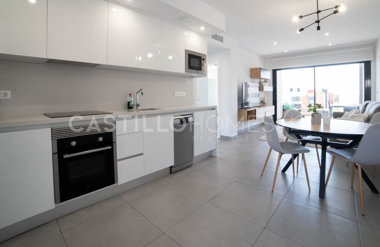 2 soverom Leilighet til salgs i Orihuela Costa med svømmebasseng - € 229 900 (Ref: 8971324)