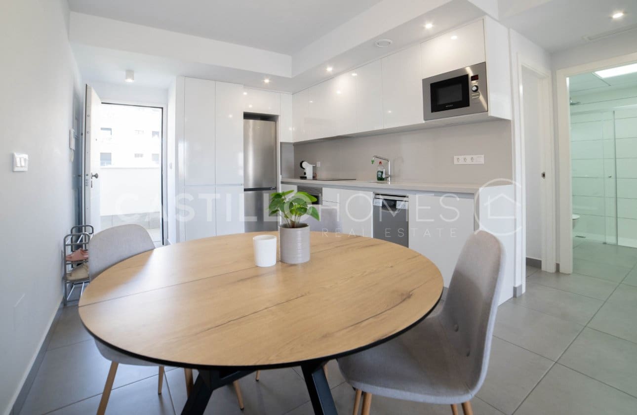 2 soverom Leilighet til salgs i Orihuela Costa med svømmebasseng - € 229 900 (Ref: 8971324)