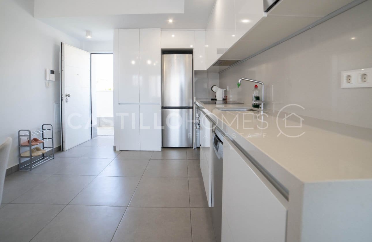 2 soverom Leilighet til salgs i Orihuela Costa med svømmebasseng - € 229 900 (Ref: 8971324)