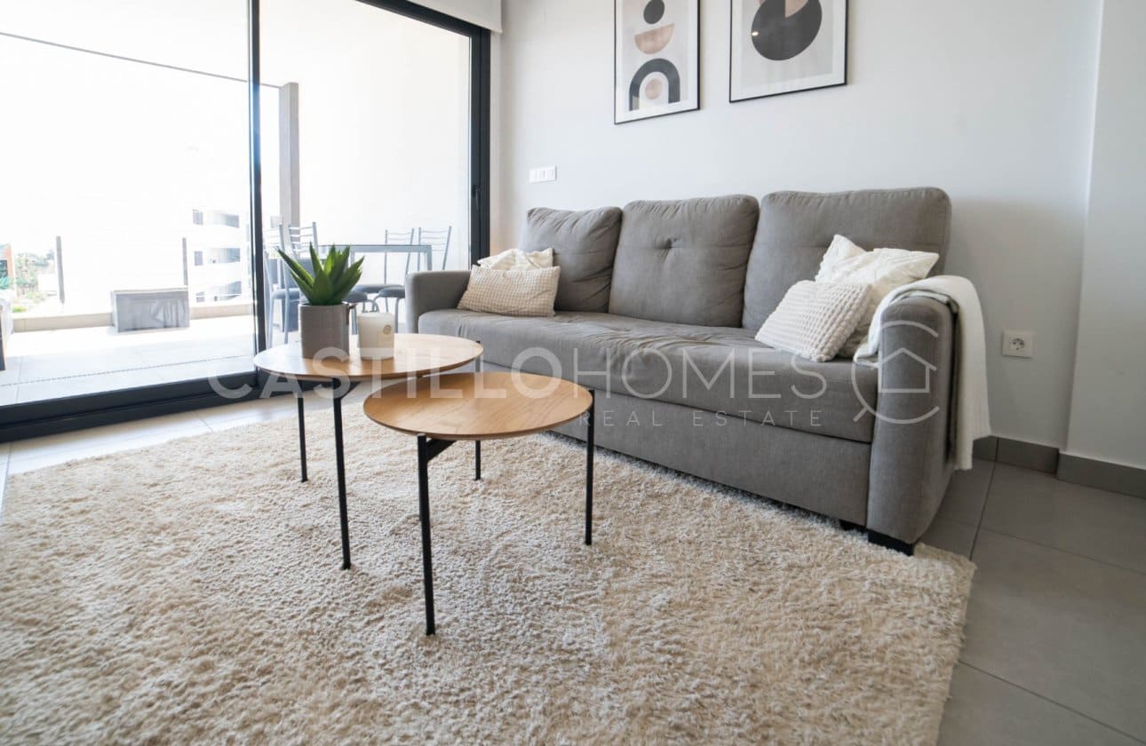 2 soverom Leilighet til salgs i Orihuela Costa med svømmebasseng - € 229 900 (Ref: 8971324)