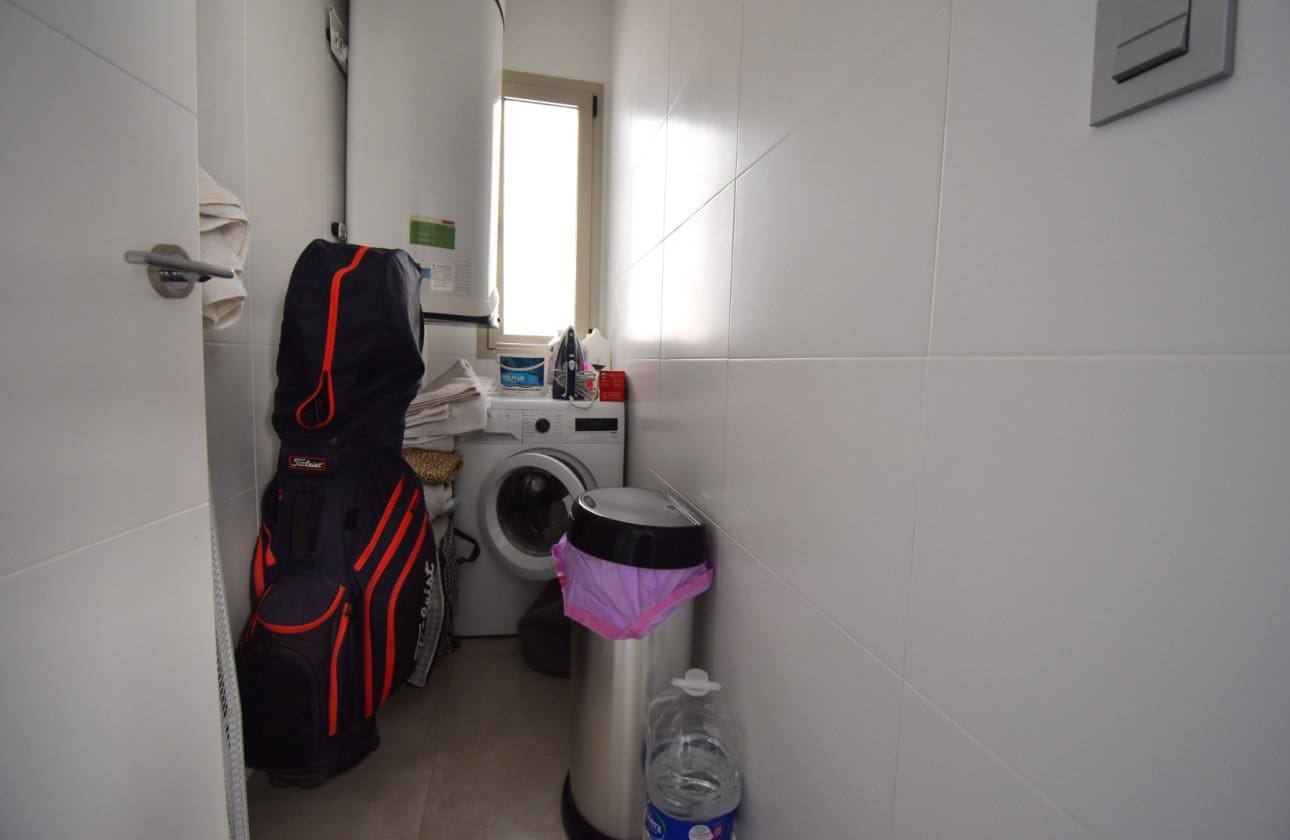 3 bedroom Villa for sale in Villamartin with pool - € 369,950 (Ref: 8974020)