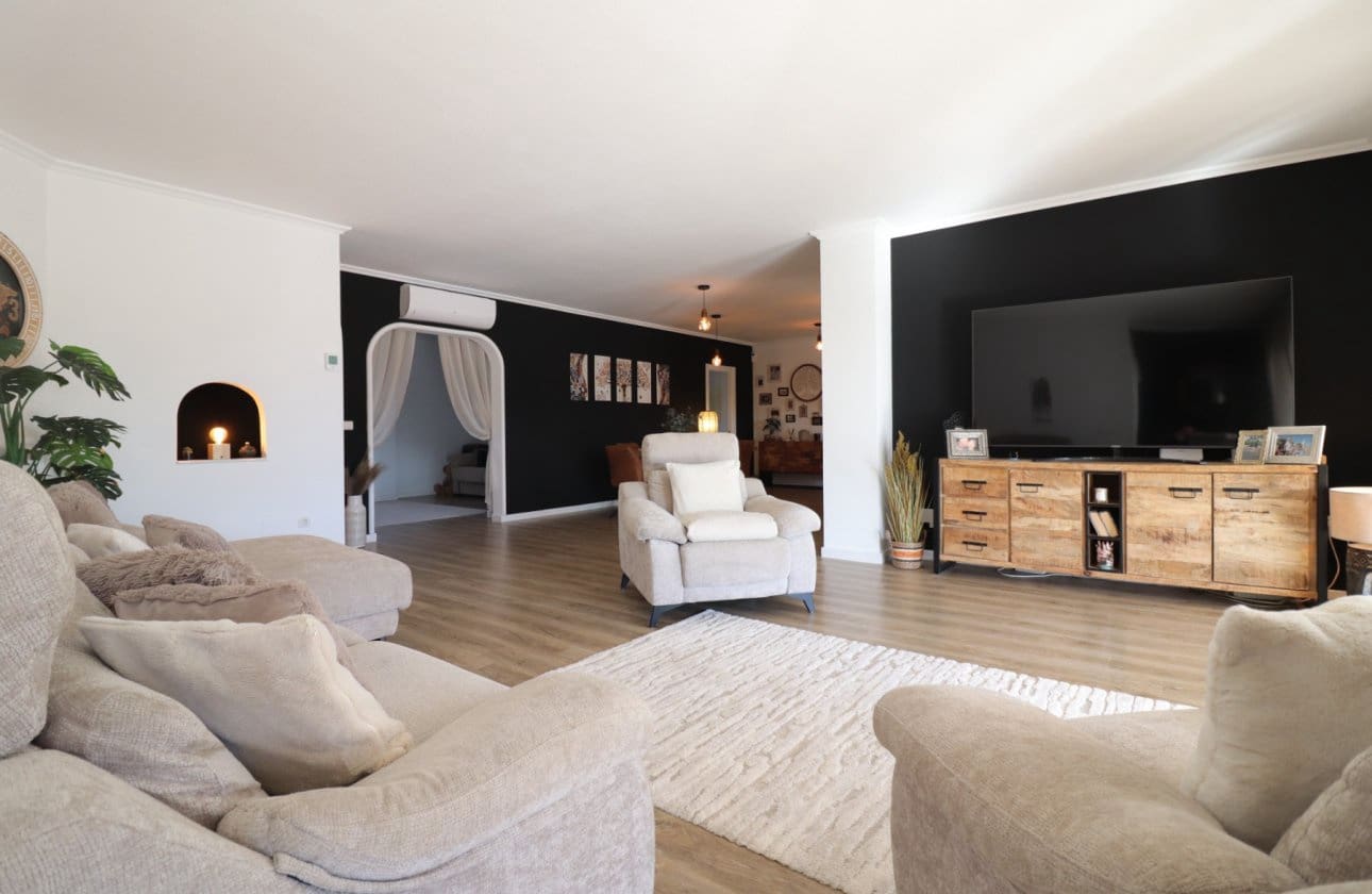 3 slaapkamer Villa te koop in Rojales met zwembad - € 850.000 (Ref: 8974021)