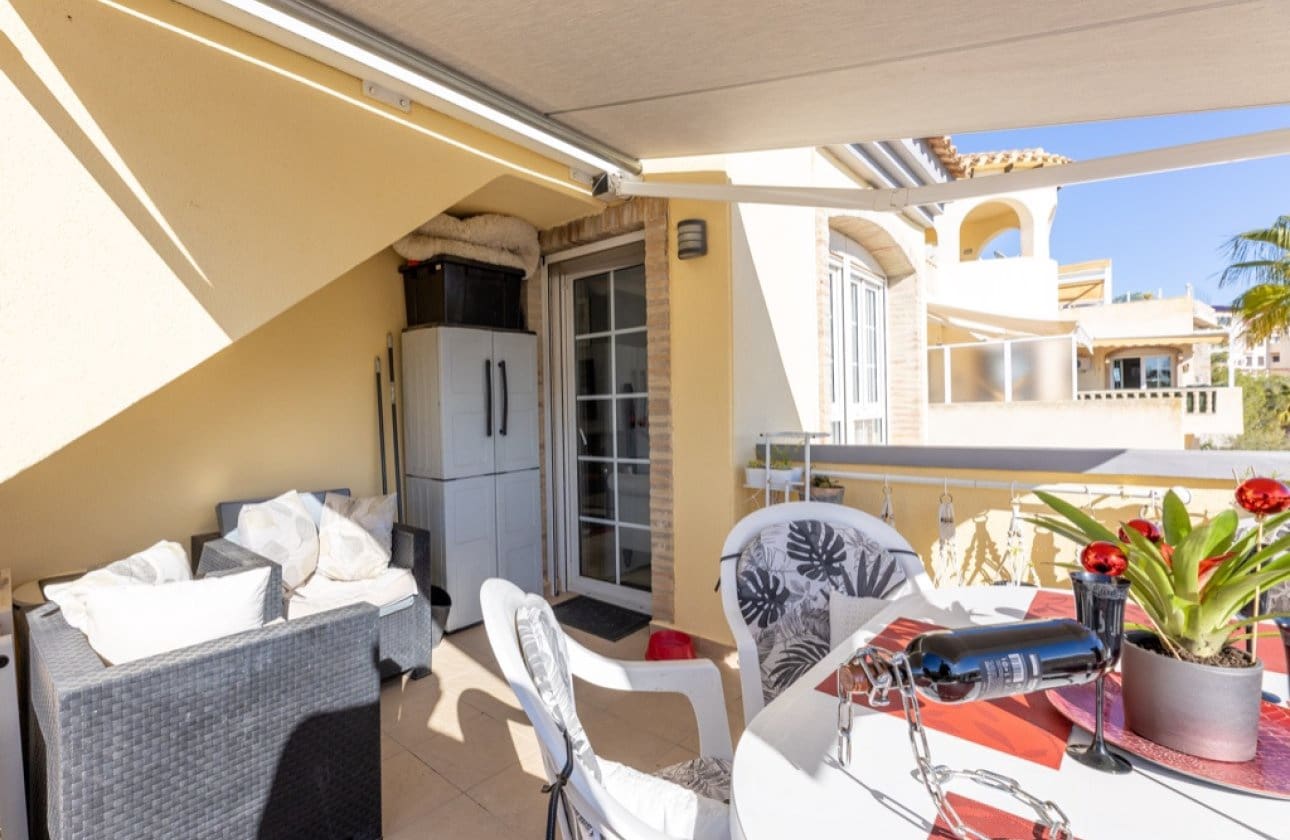 4 soveværelse Villa til salg i Las Ramblas Golf med swimmingpool - € 345.000 (Ref: 8974025)