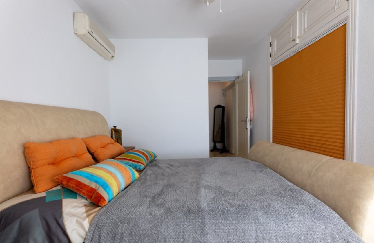 4 soveværelse Villa til salg i Las Ramblas Golf med swimmingpool - € 345.000 (Ref: 8974025)