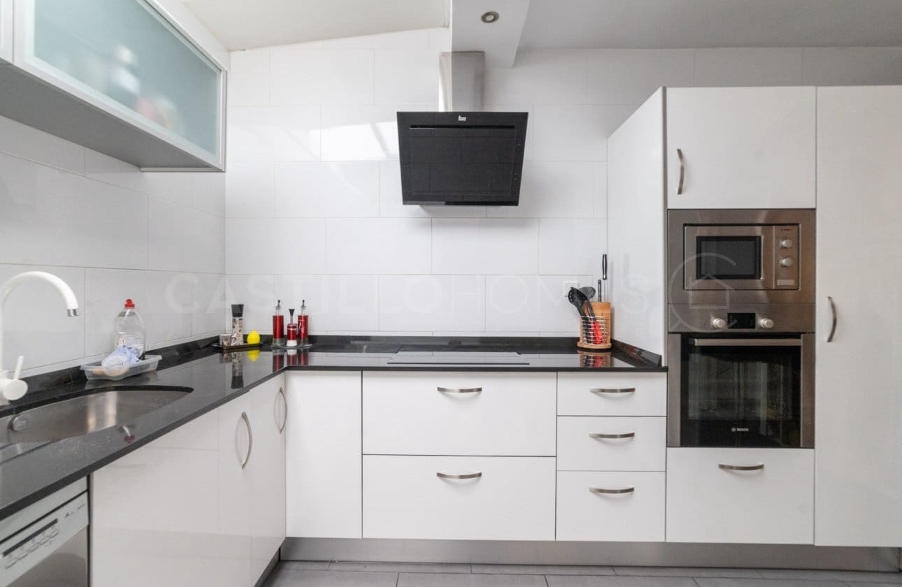 3 chambre Appartement à vendre à Torrevieja - 165 000 € (Ref: 8977631)