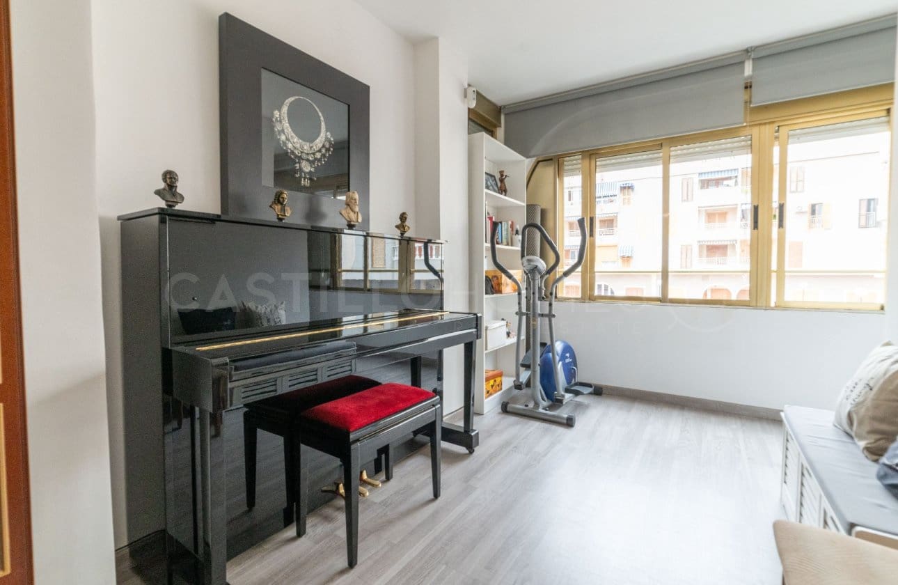 3 chambre Appartement à vendre à Torrevieja - 165 000 € (Ref: 8977631)