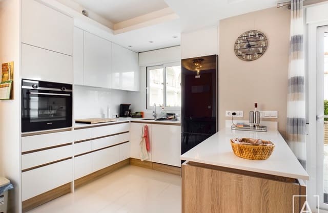 2 chambre Appartement à vendre à Doña Pepa, Rojales avec piscine - 290 000 € (Ref: 8979757)