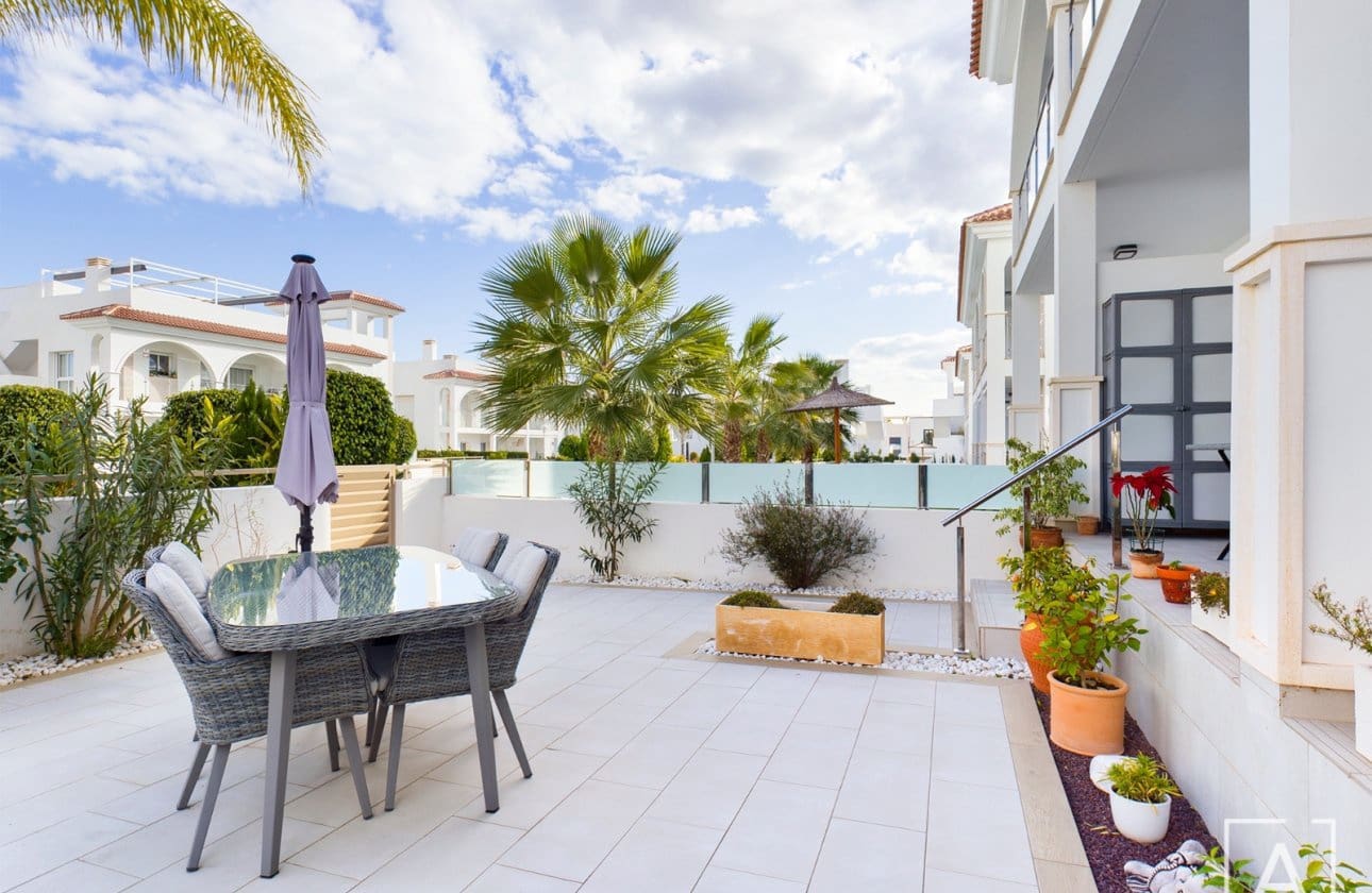 2 chambre Appartement à vendre à Dona Pepa avec piscine - 290 000 € (Ref: 8979757)