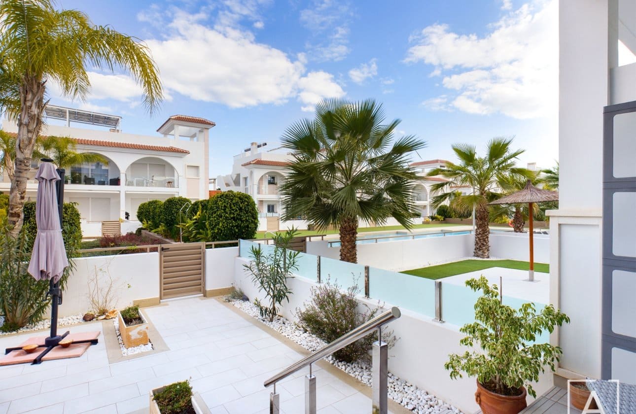 2 chambre Appartement à vendre à Dona Pepa avec piscine - 290 000 € (Ref: 8979757)