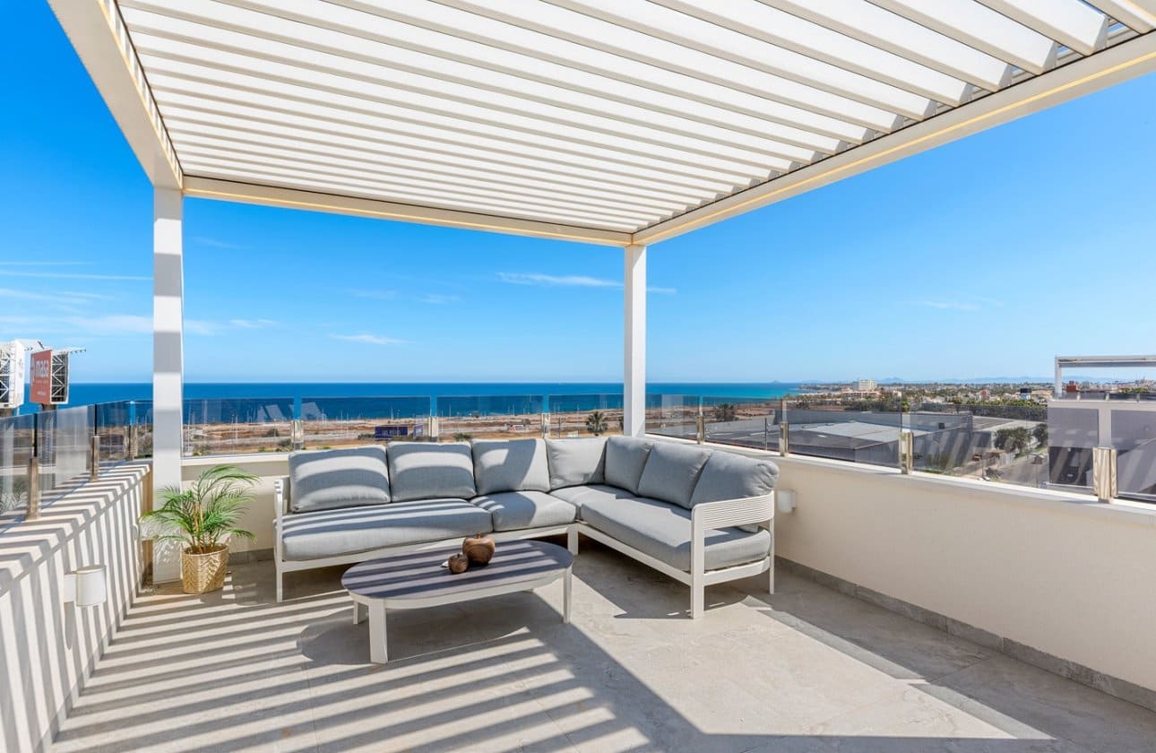3 soveværelse Penthouse til salg i Orihuela Costa med swimmingpool - € 990.000 (Ref: 9028400)