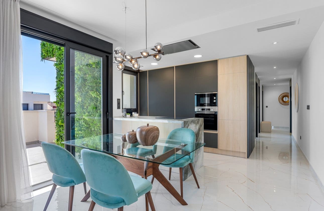 3 soveværelse Penthouse til salg i Orihuela Costa med swimmingpool - € 990.000 (Ref: 9028400)