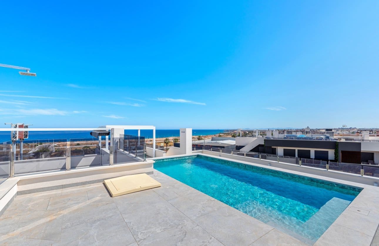 3 soveværelse Penthouse til salg i Orihuela Costa med swimmingpool - € 990.000 (Ref: 9028400)