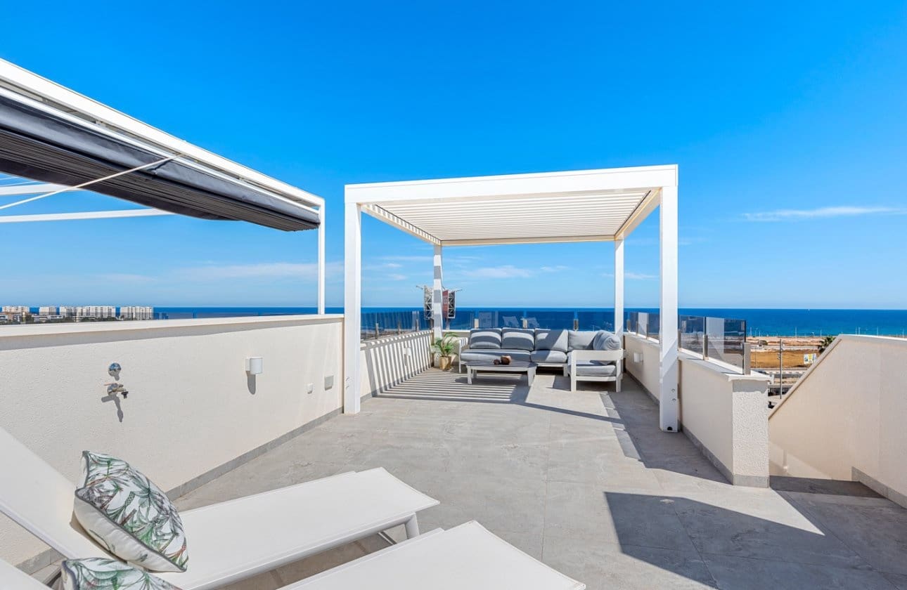 3 soveværelse Penthouse til salg i Orihuela Costa med swimmingpool - € 990.000 (Ref: 9028400)