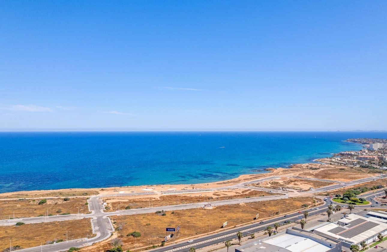 3 soveværelse Penthouse til salg i Orihuela Costa med swimmingpool - € 990.000 (Ref: 9028400)