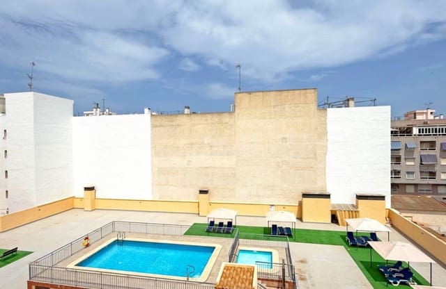 3 soveværelse Lejlighed til salg i Antonio Machado, Torrevieja med swimmingpool - € 195.000 (Ref: 9065570)