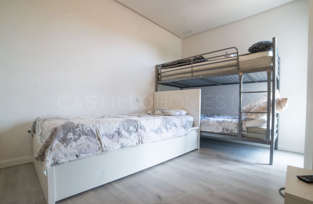 2 quarto Apartamento para venda em Villamartin com piscina - 269 990 € (Ref: 9119093)