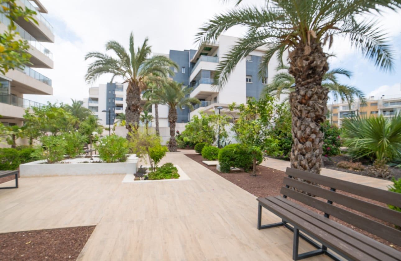 2 quarto Apartamento para venda em Villamartin com piscina - 269 990 € (Ref: 9119093)