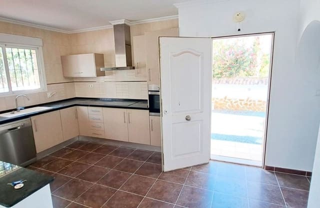 3 soverom Villa til salgs i Catral - € 385 000 (Ref: 9134147)