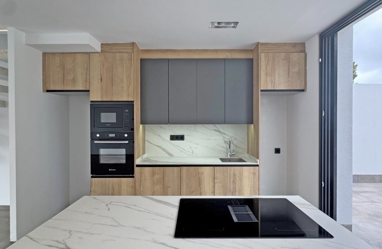 Chalet de 4 habitaciones en Los Balcones en venta con piscina - 495.000 € (Ref: 9134154)