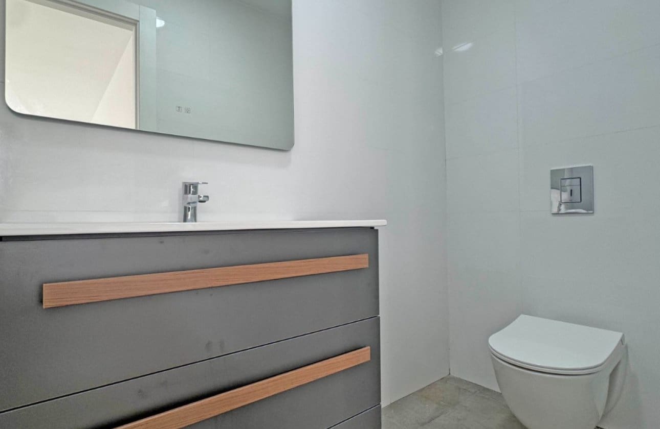 Chalet de 4 habitaciones en Los Balcones en venta con piscina - 495.000 € (Ref: 9134154)