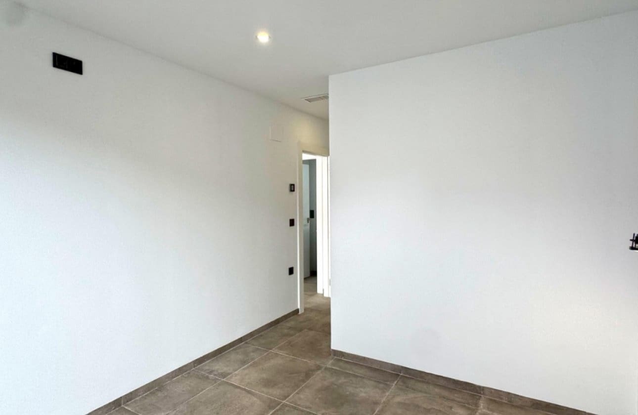 Chalet de 4 habitaciones en Los Balcones en venta con piscina - 495.000 € (Ref: 9134154)