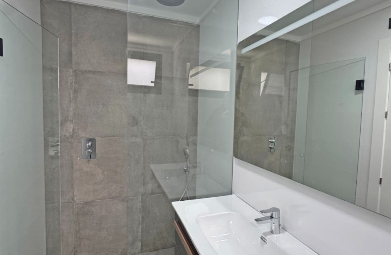 Chalet de 4 habitaciones en Los Balcones en venta con piscina - 495.000 € (Ref: 9134154)