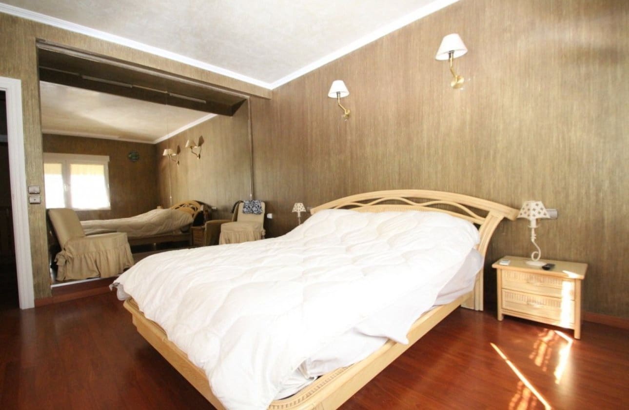 5 bedroom Villa for sale in Cabo Roig - € 1,250,000 (Ref: 9134157)