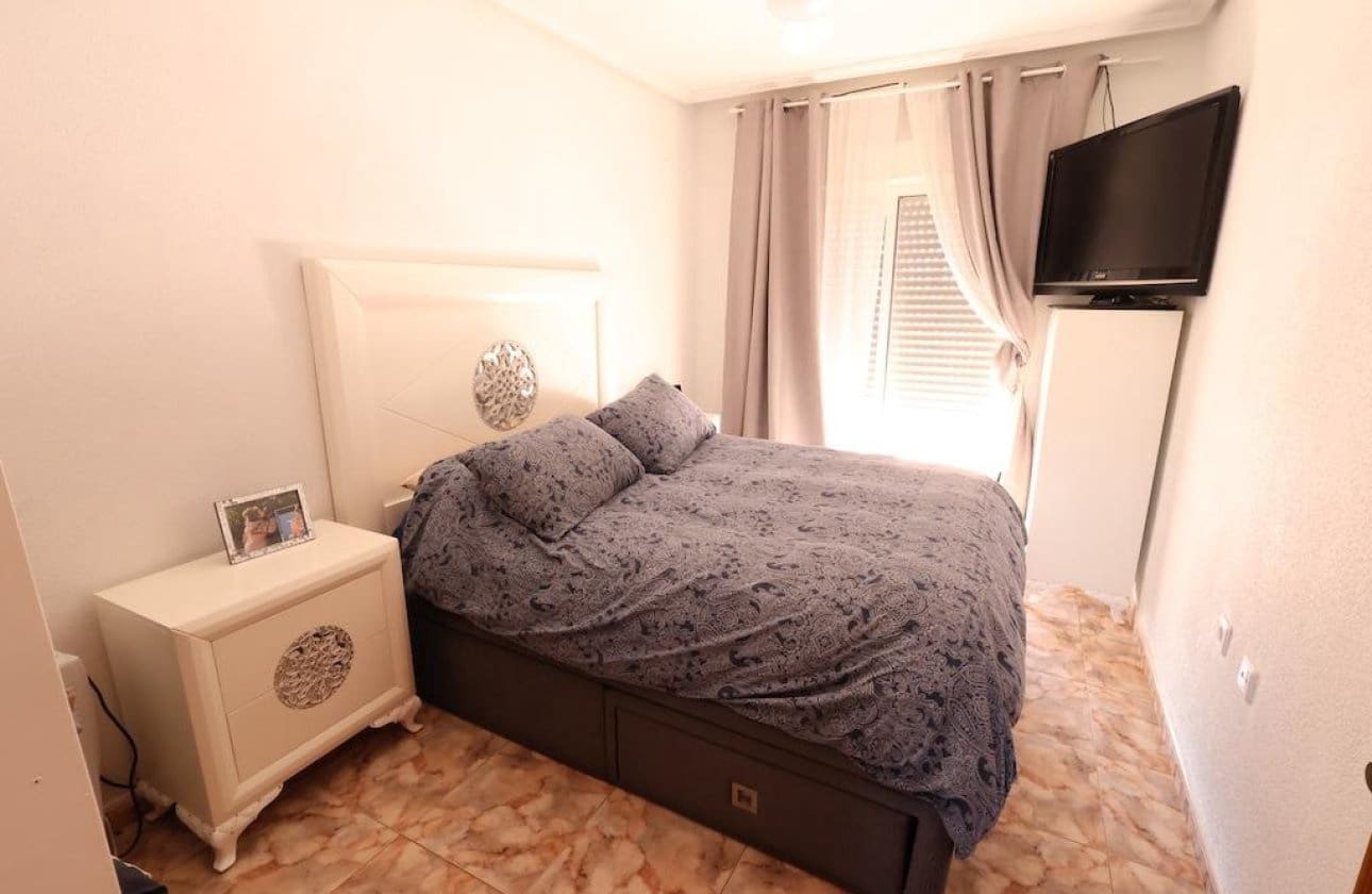 4 soveværelse Erhverv til salg i La Zenia - € 750.000 (Ref: 9134162)