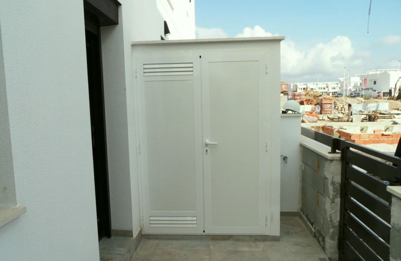 3 bedroom Townhouse for sale in Pilar de la Horadada with pool - € 354,900 (Ref: 9134165)