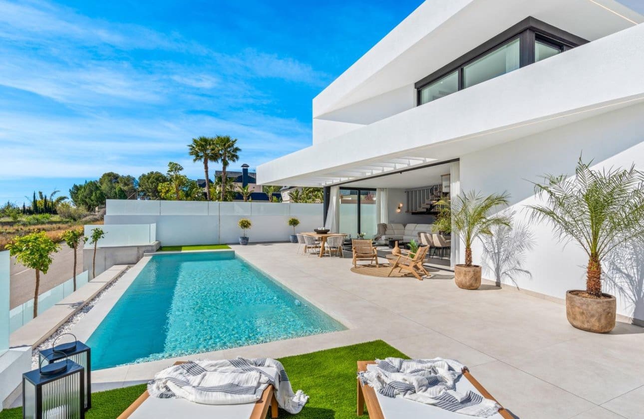 4 chambre Villa/Maison à vendre à Polop avec piscine - 725 000 € (Ref: 9134168)