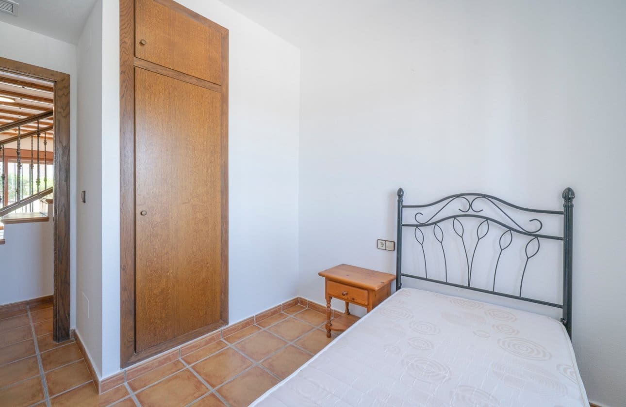 3 makuuhuone Paritalo myytävänä paikassa Algorfa mukana uima-altaan - 230 000 € (Ref: 9134183)