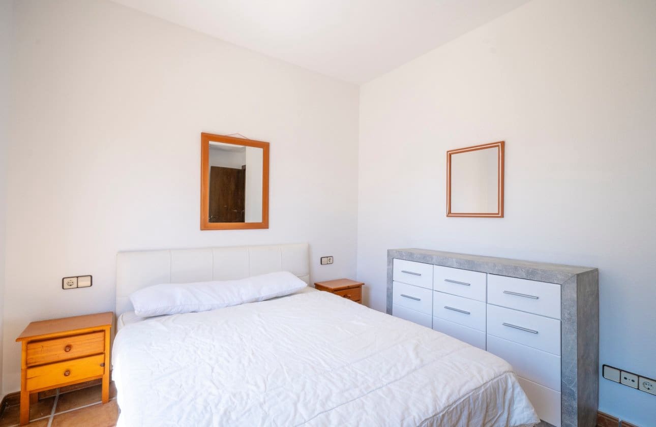 3 makuuhuone Paritalo myytävänä paikassa Algorfa mukana uima-altaan - 230 000 € (Ref: 9134183)