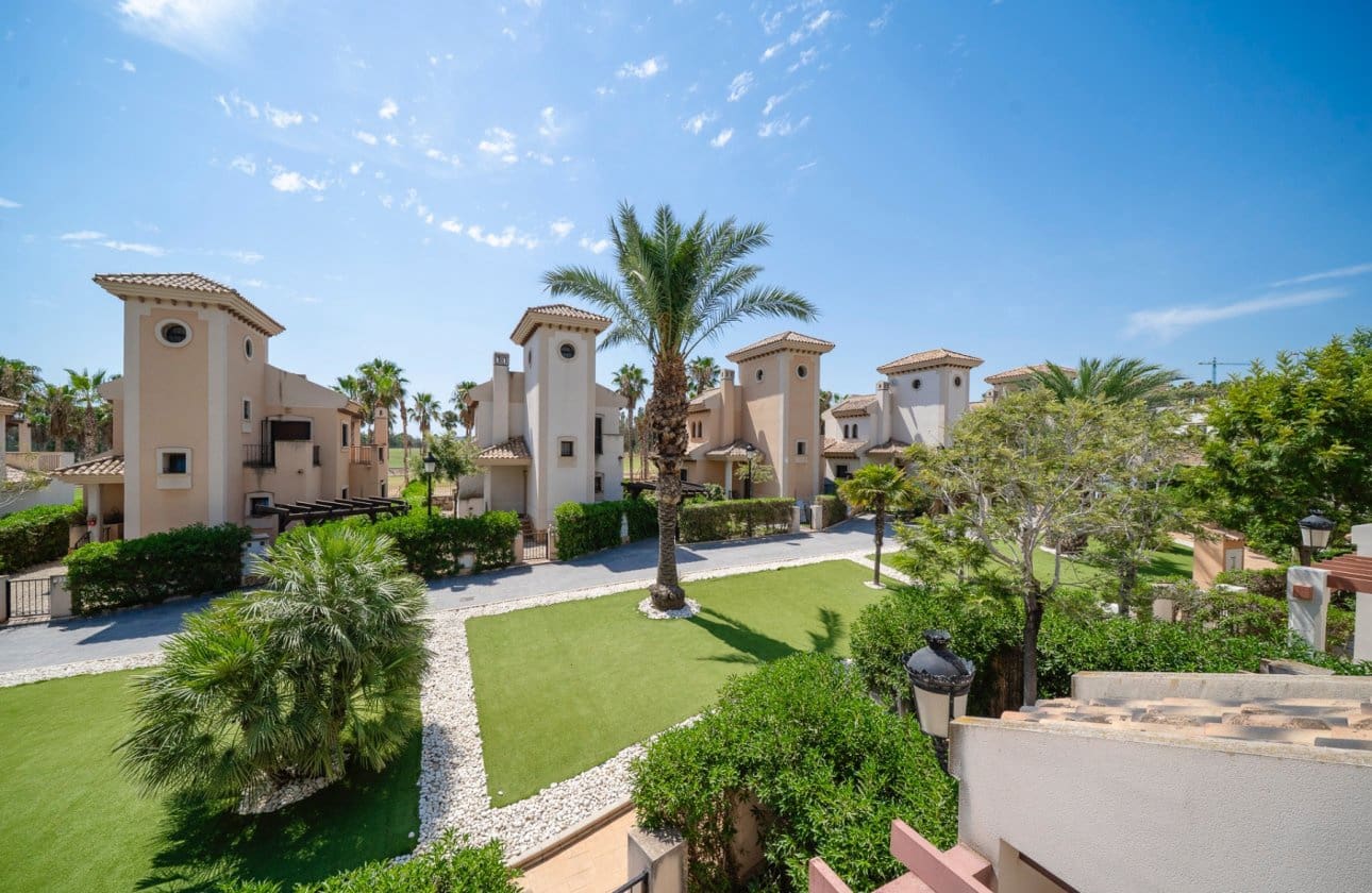 3 makuuhuone Paritalo myytävänä paikassa Algorfa mukana uima-altaan - 230 000 € (Ref: 9134183)