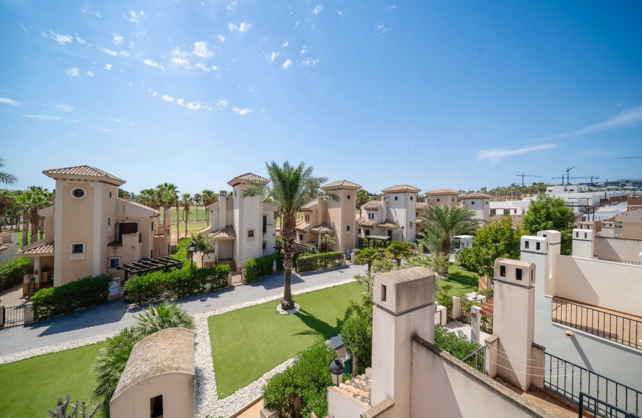 3 makuuhuone Paritalo myytävänä paikassa Algorfa mukana uima-altaan - 230 000 € (Ref: 9134183)