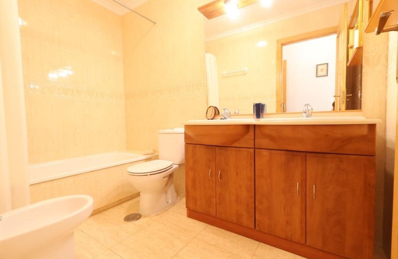 2 camera da letto Bungalow in vendita in Orihuela Costa con piscina - 219.000 € (Rif: 9134186)