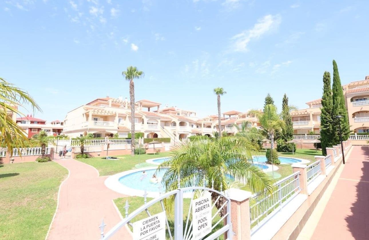 2 camera da letto Bungalow in vendita in Orihuela Costa con piscina - 219.000 € (Rif: 9134186)