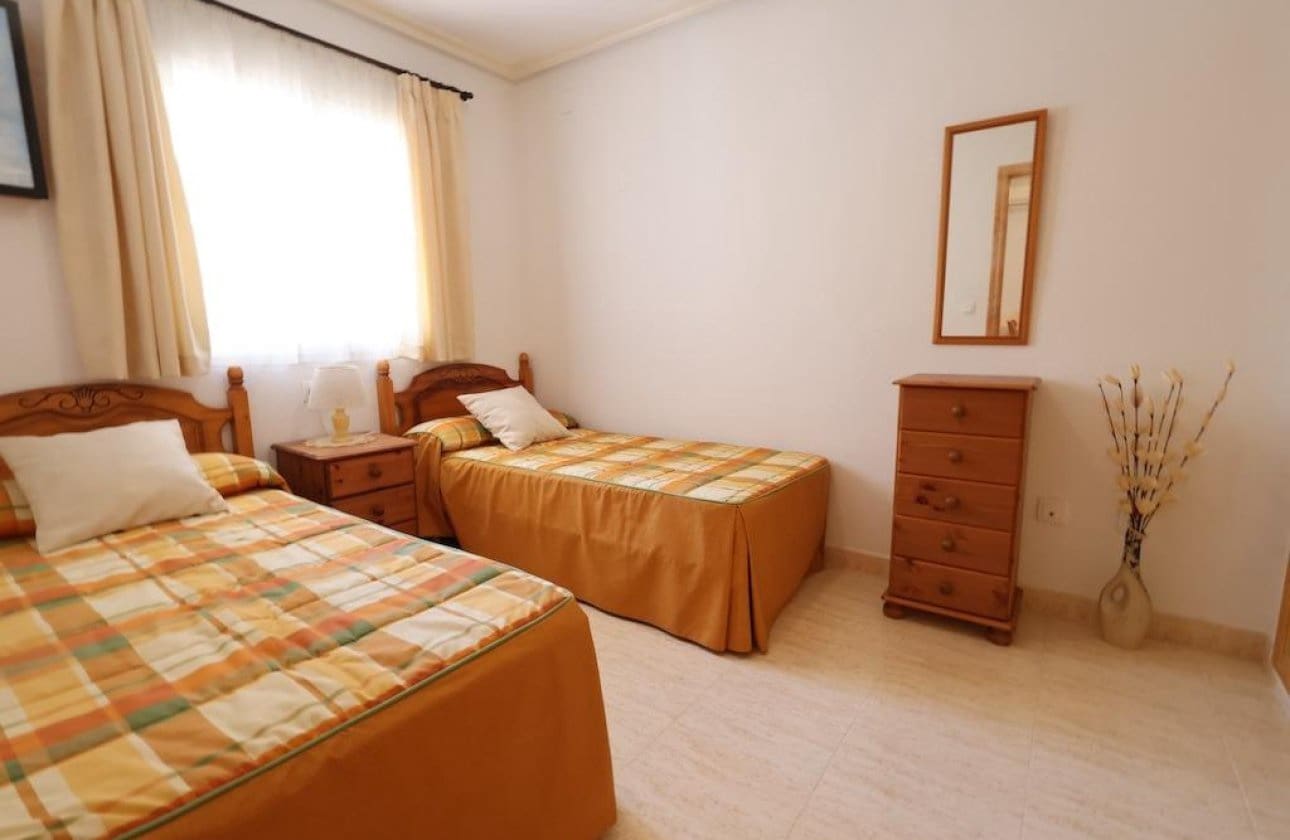 2 camera da letto Bungalow in vendita in Orihuela Costa con piscina - 219.000 € (Rif: 9134186)