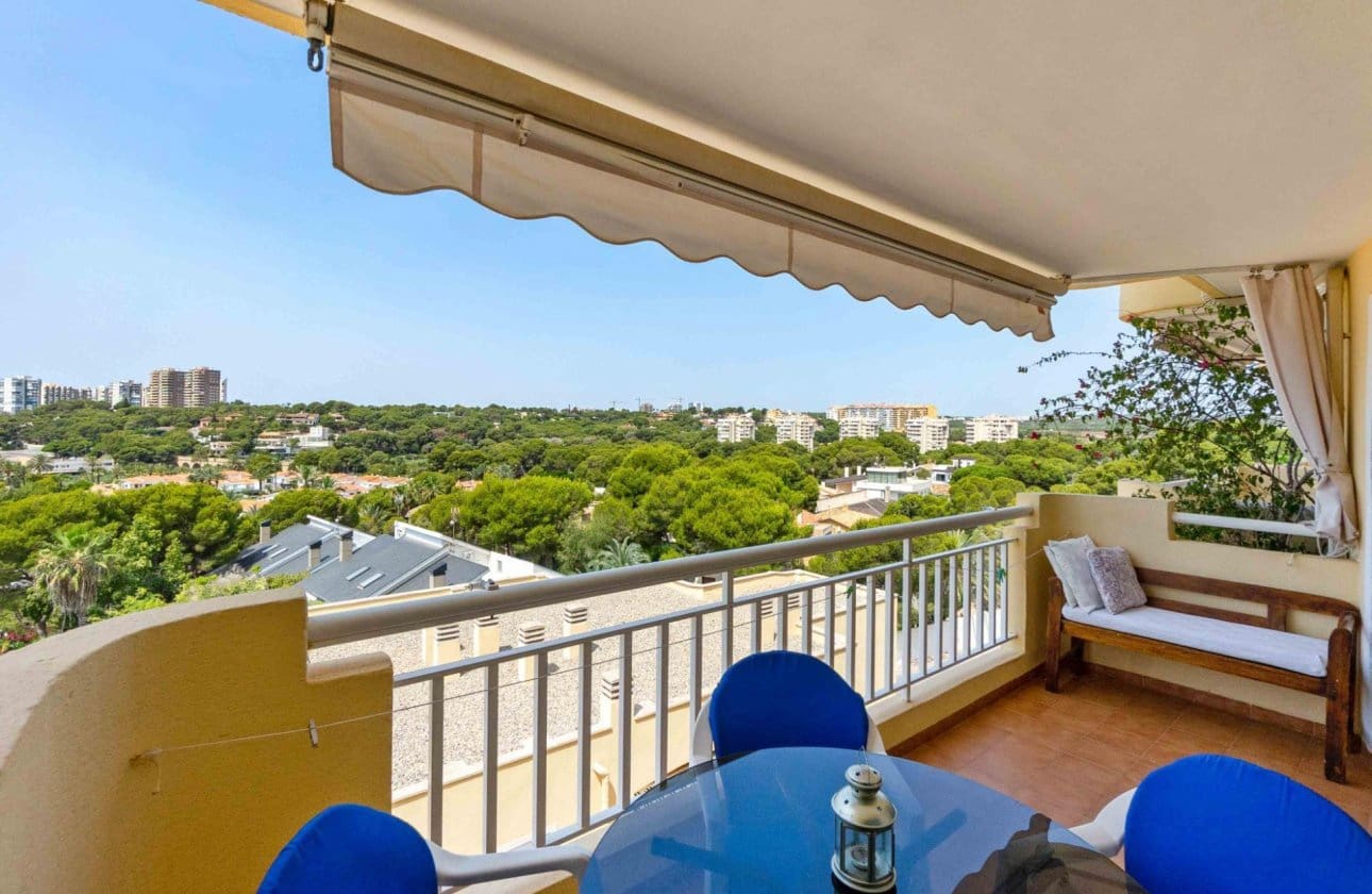 3 bedroom Apartment for sale in Campoamor with pool - € 375,000 (Ref: 9134198)