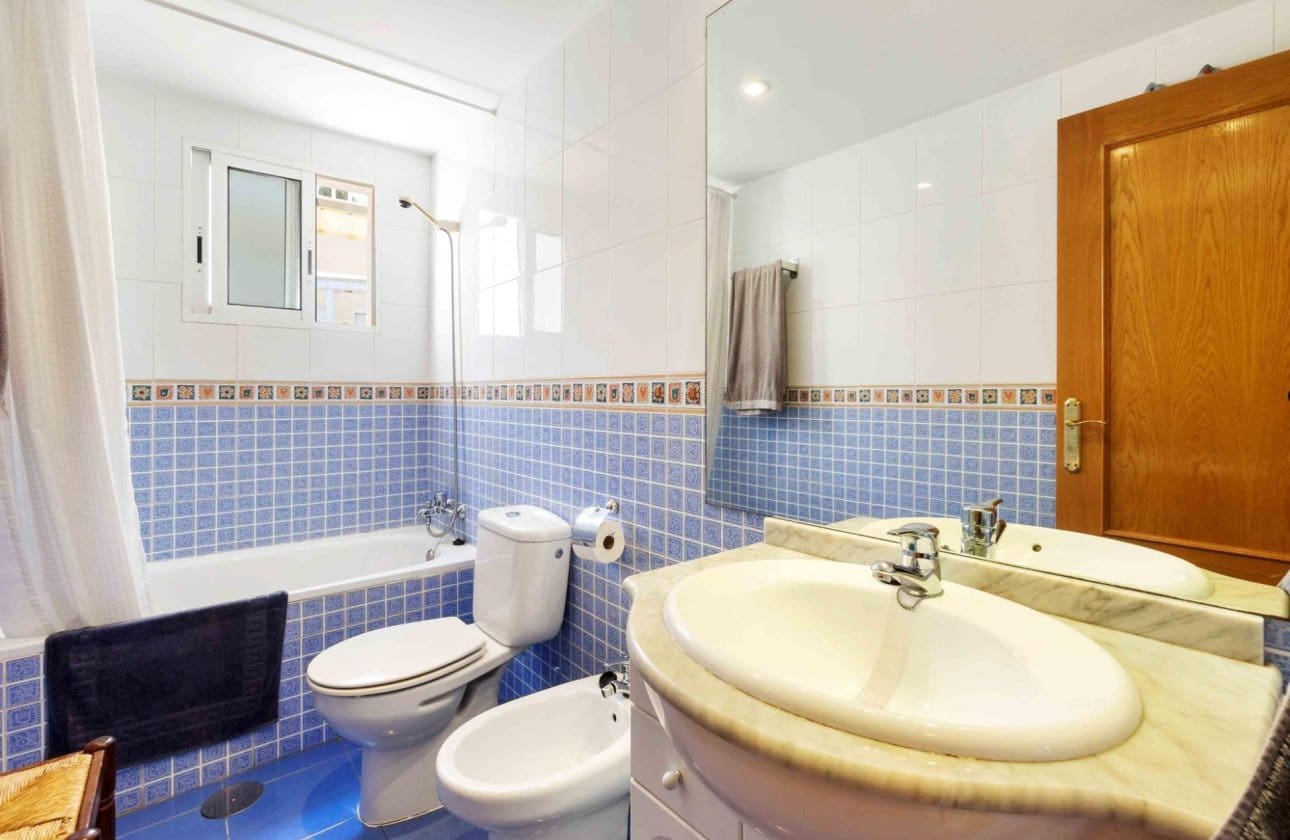 3 bedroom Apartment for sale in Campoamor with pool - € 375,000 (Ref: 9134198)