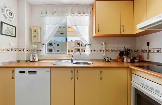 Apartamento de 3 habitaciones en Campoamor, Orihuela en venta con piscina - 375.000 € (Ref: 9134198)