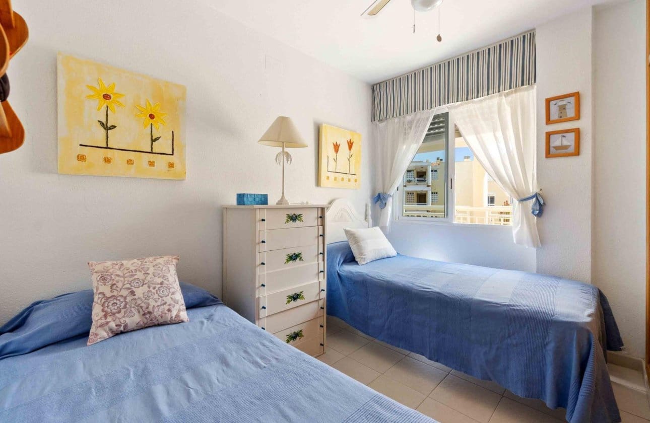 3 bedroom Apartment for sale in Campoamor with pool - € 375,000 (Ref: 9134198)