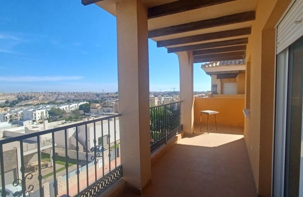 2 soveværelse Penthouse til salg i Orihuela Costa med swimmingpool - € 134.995 (Ref: 9134202)