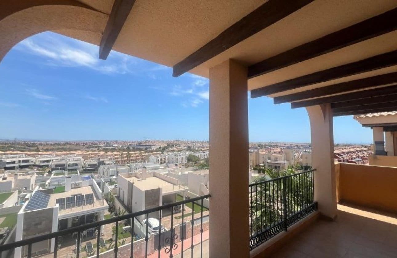 2 soveværelse Penthouse til salg i Orihuela Costa med swimmingpool - € 134.995 (Ref: 9134202)